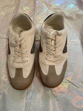 DV by Dolce Vita White and Taupe Low-Profile Lace-Up Sneakers